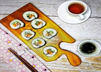 Kimbab Isi Telur Gulung Sosis
