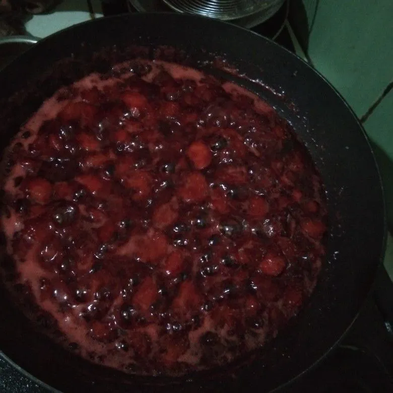 Step 3 Korean Strawberry Milk
