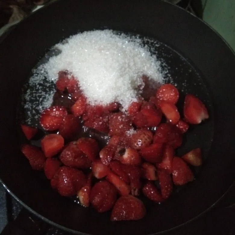 Step 2 Korean Strawberry Milk 