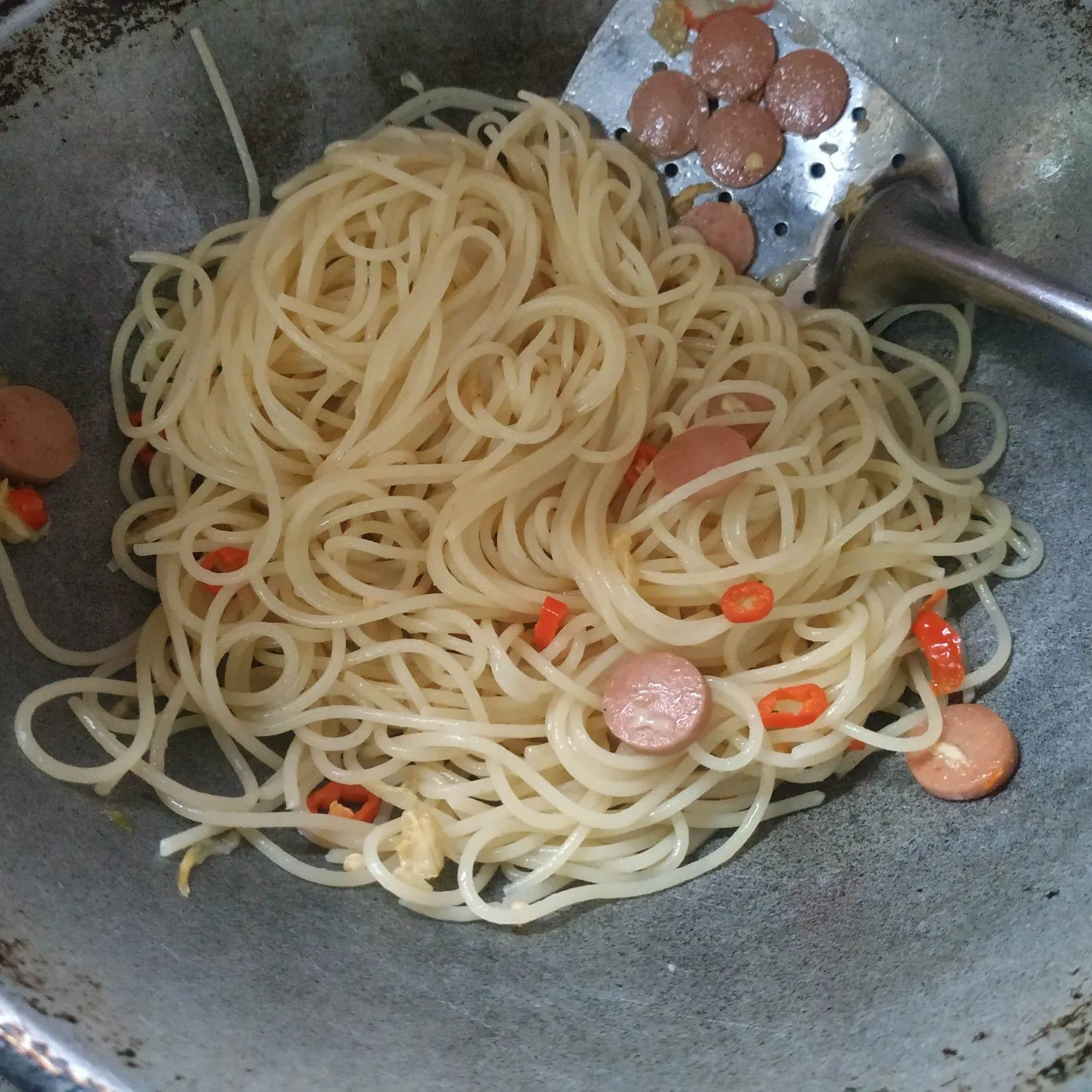 Step 5 Spaghetti Aglio Olio