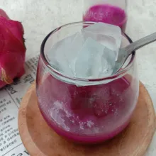 Masukkan es batu.