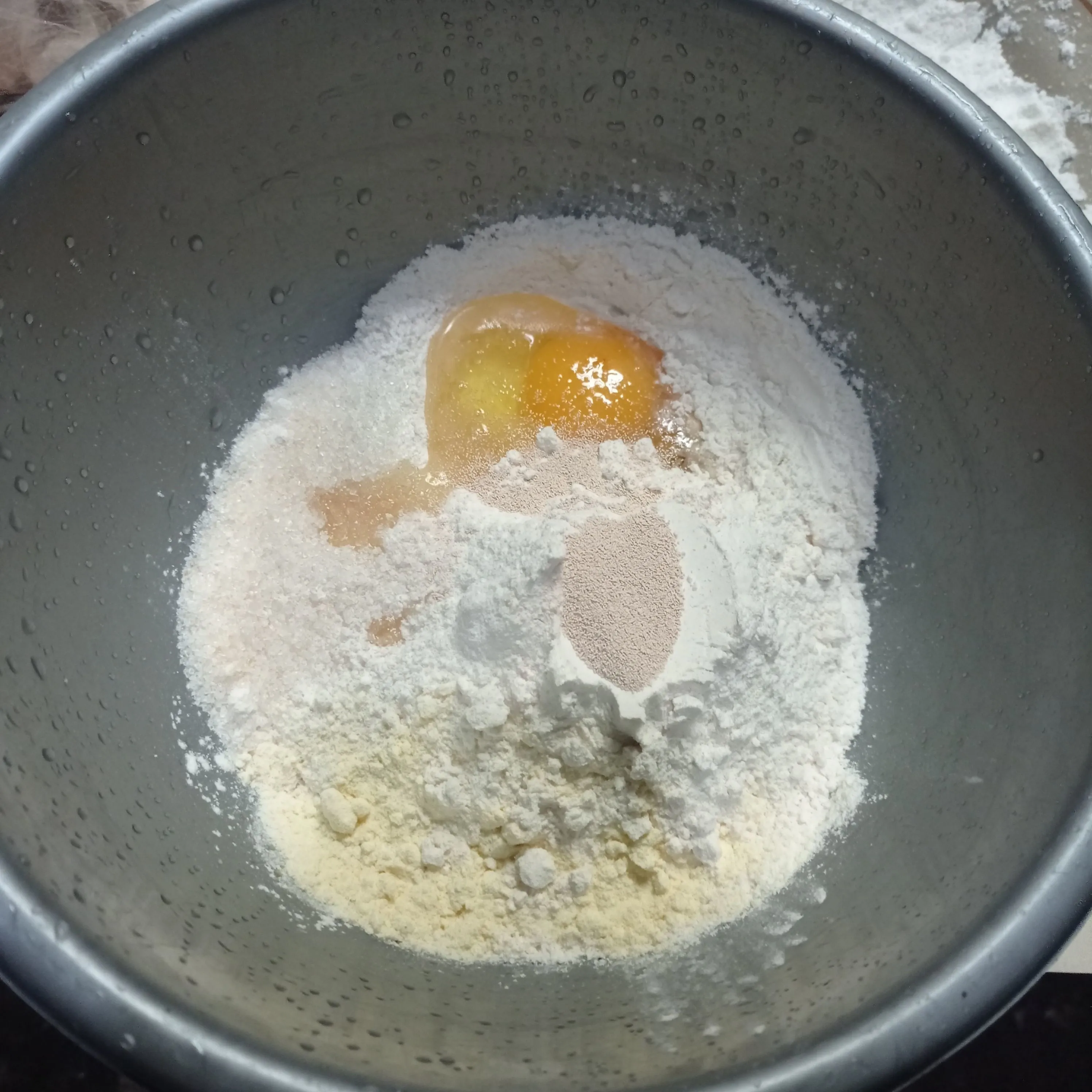 Step 1 Bomboloni Glaze Strawberry