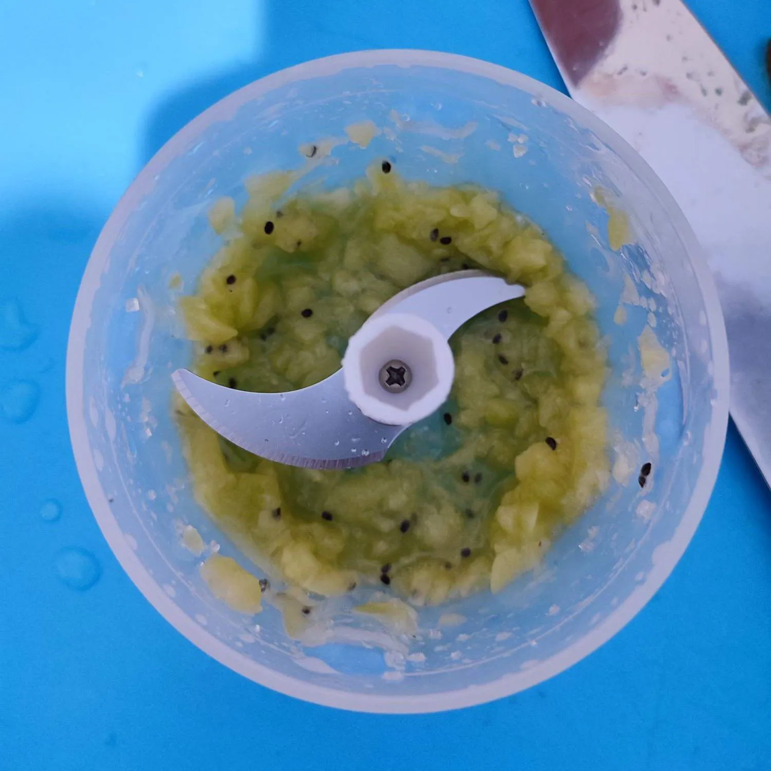 Step 2 Kiwi Lemonade