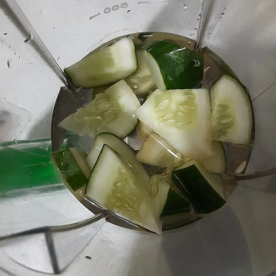 Step 2 Jus Timun Lemon