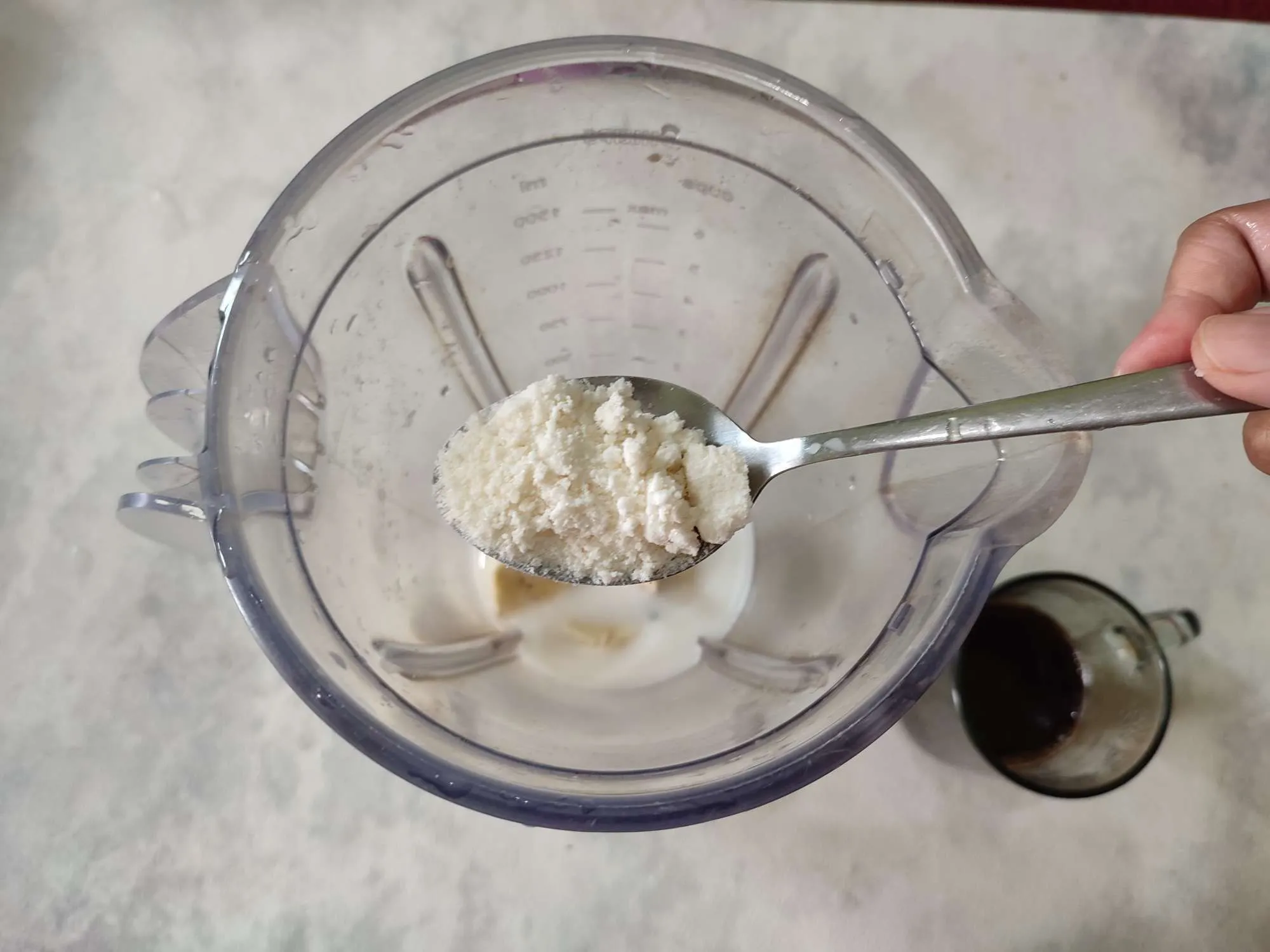 Step 3 Banana Coffee Milkshake