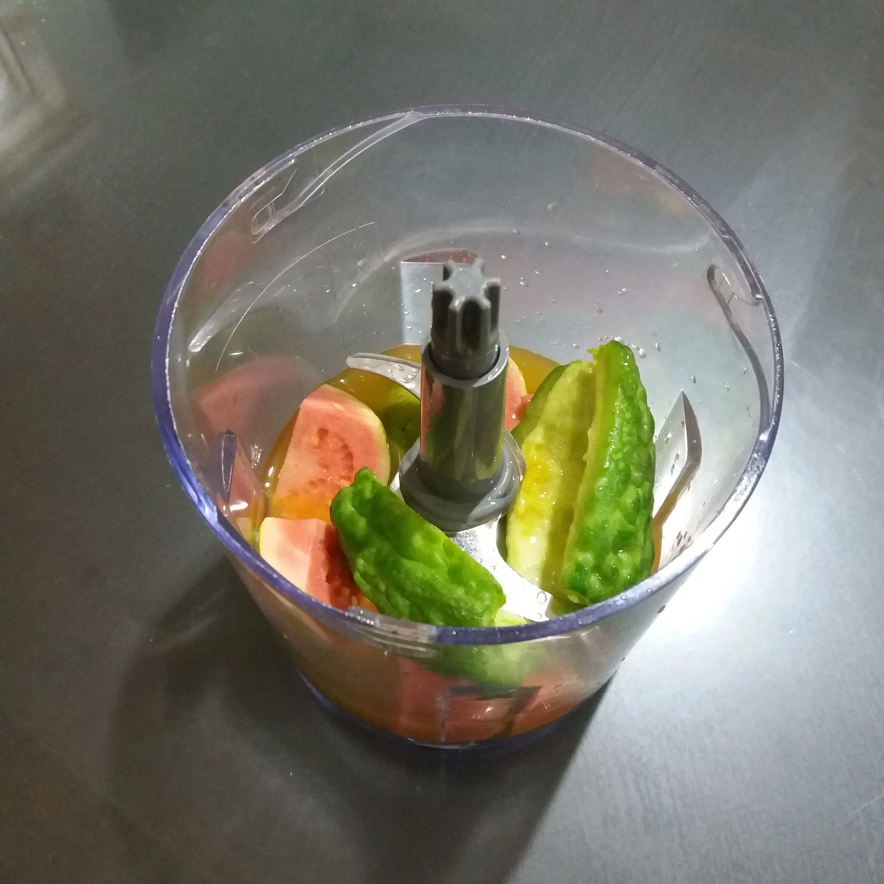 Step 4 Jus Pare Jeruk Jambu