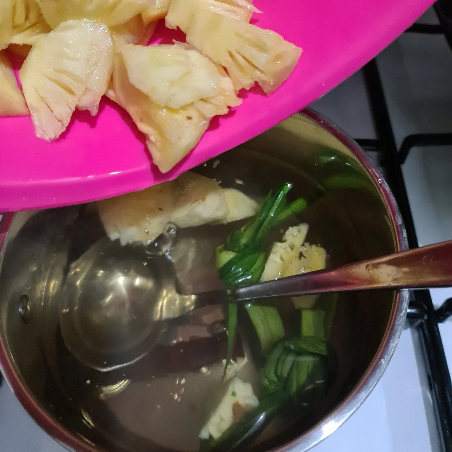Step 3 Es Nanas Nata de Coco