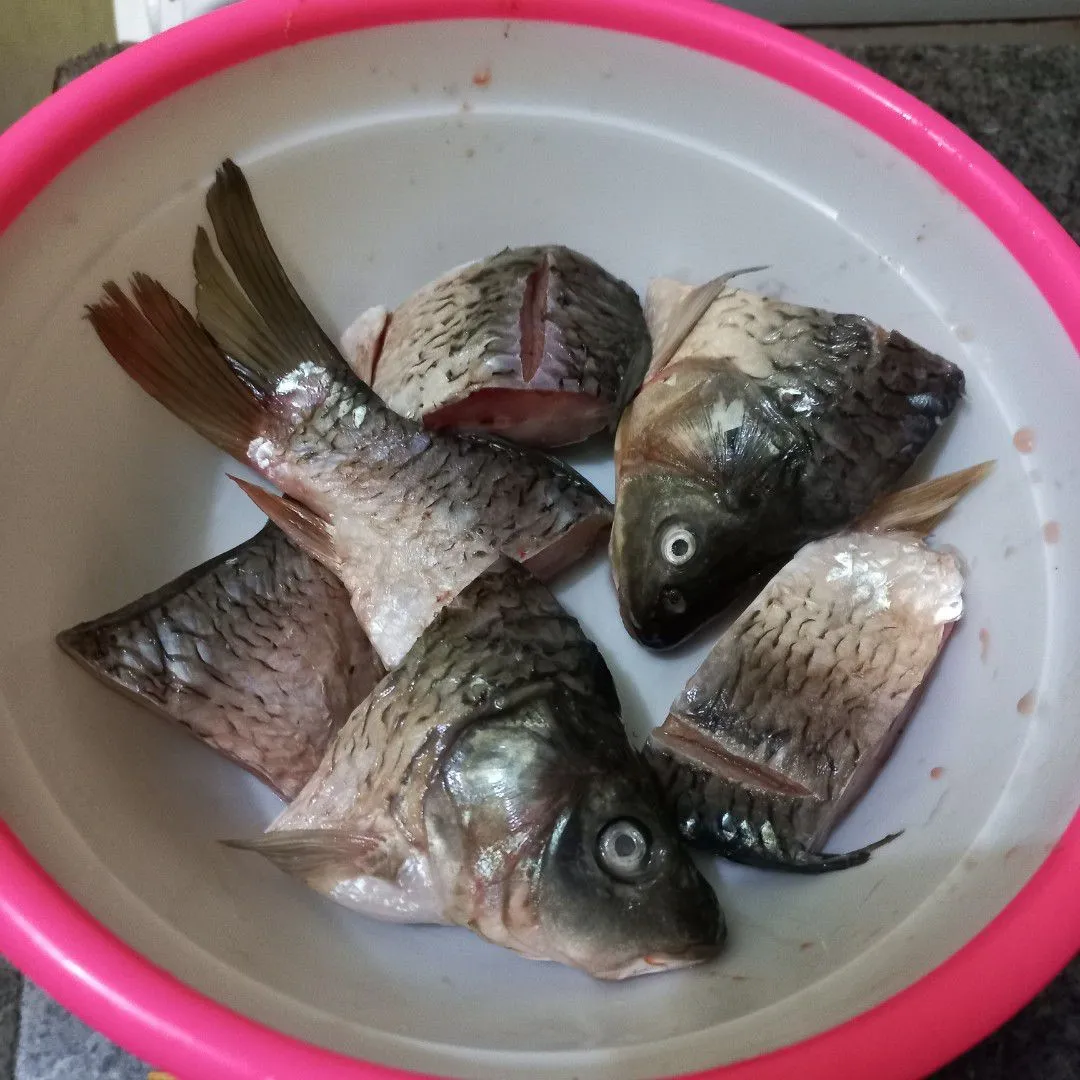 Step 1 Ikan Mas Masak Manis Saus Bulgogi