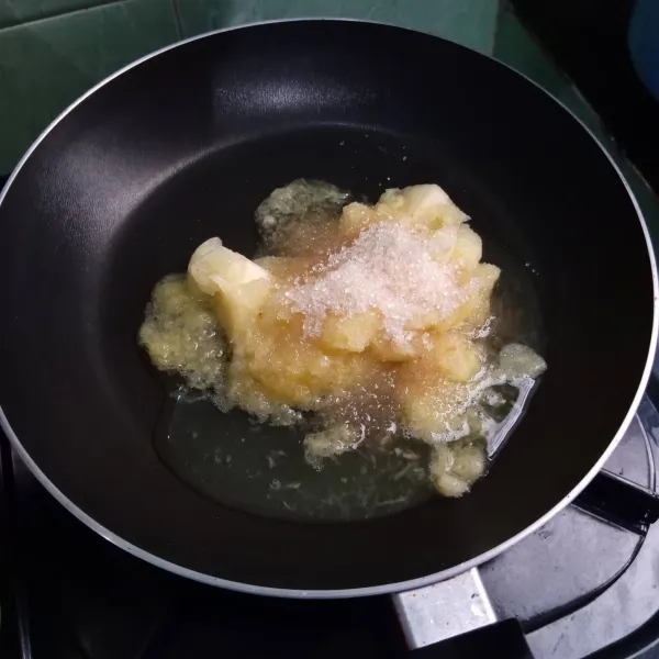 Masak bersama gula pasir.