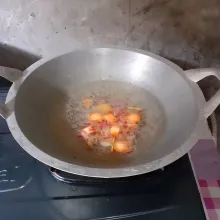 Masukkan wortel.