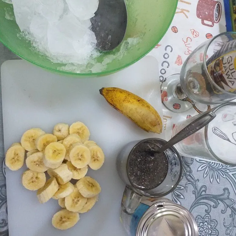 Step 1 banana milky