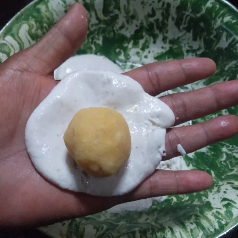 Step 4 Onde-Onde Isi Kacang Hijau Kupas