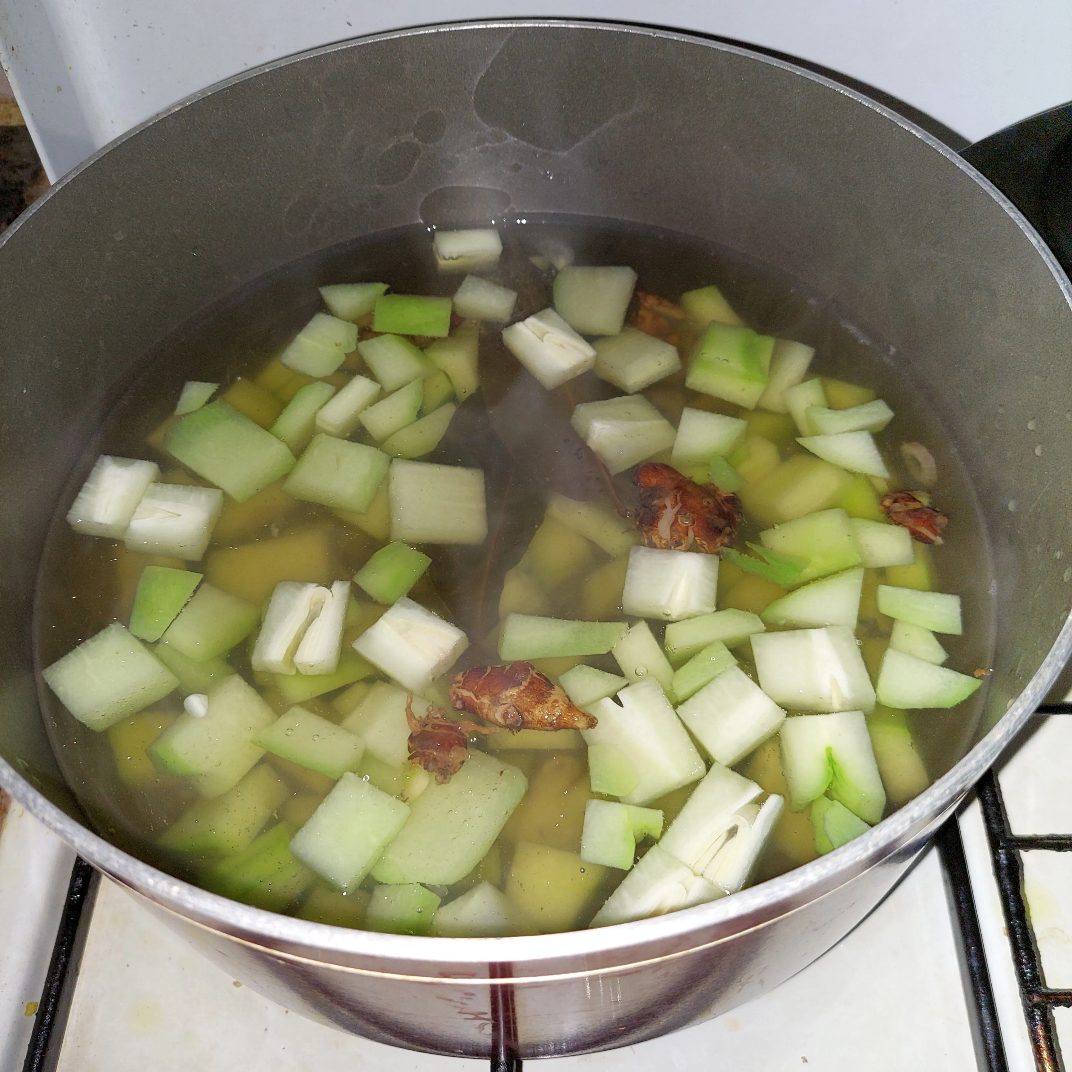 Step 4 Sayur Bening Daun Katuk
