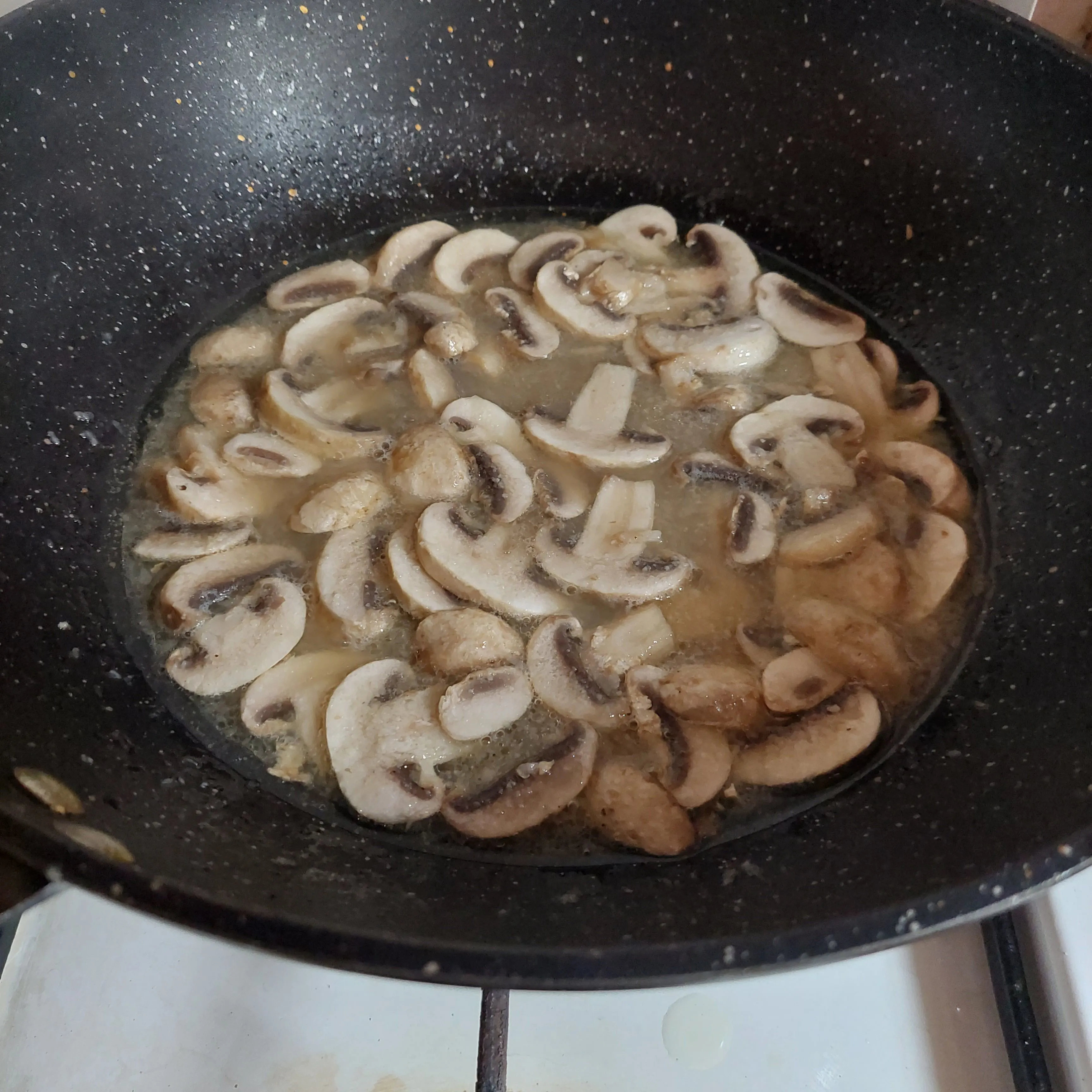 Step 5 Cah Bayam Jamur Bawang Putih