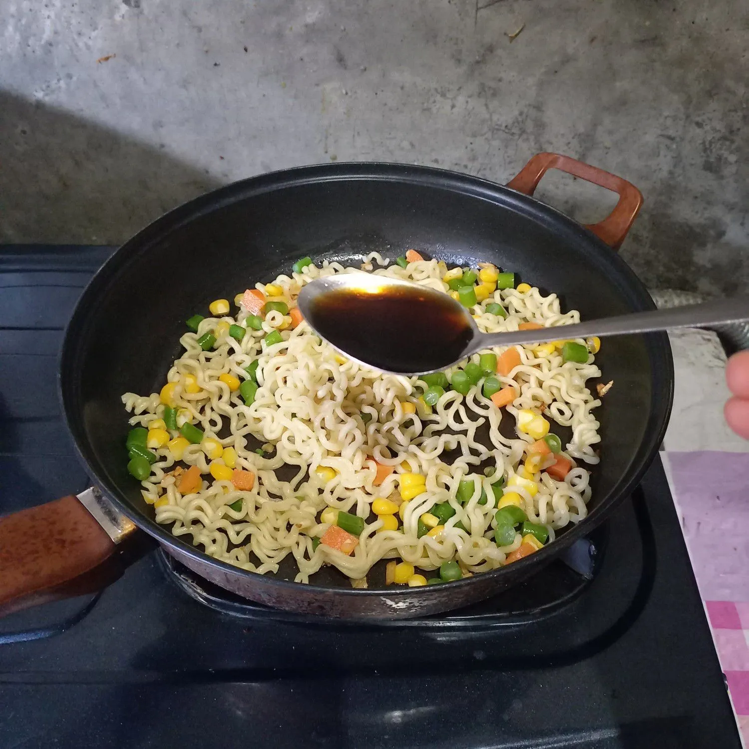 Step 4 Fried Noodle Mix Vegetables