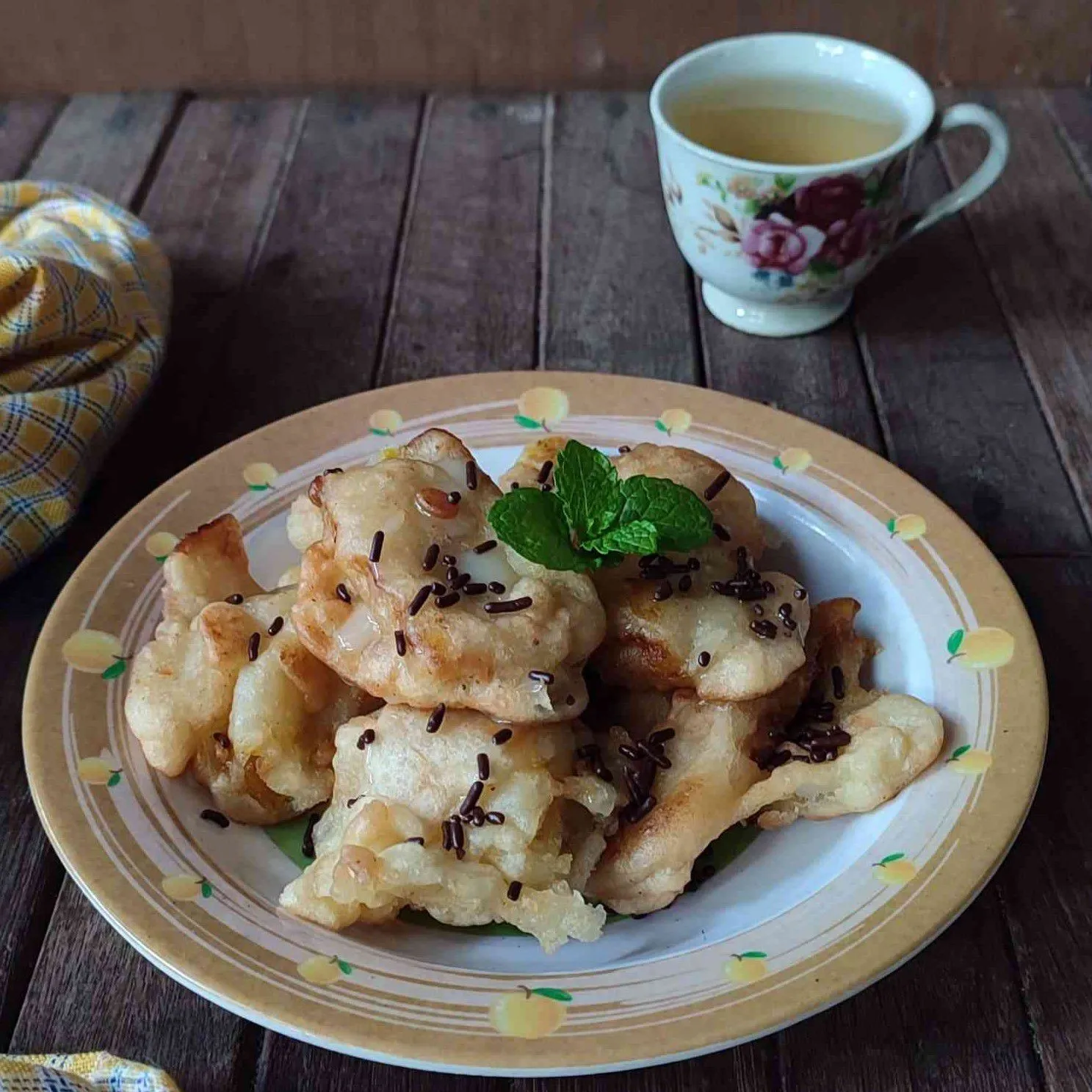 Pisang Goreng Topping Mesis