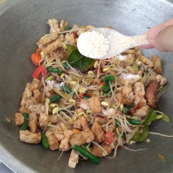 Step 4 Oseng Tempe Kecambah Kedele