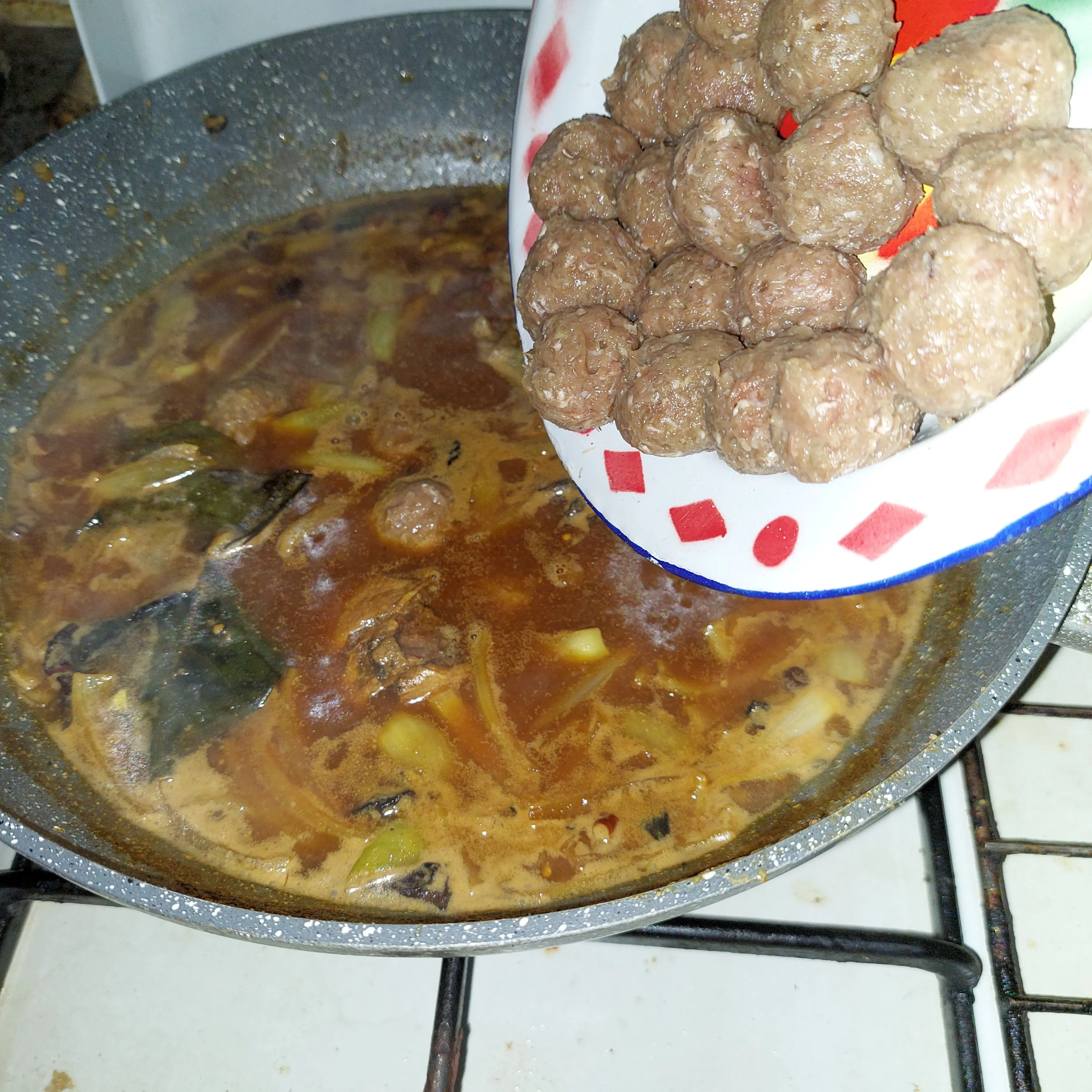 Step 6 Semur Bola Daging