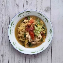 Mie Rebus