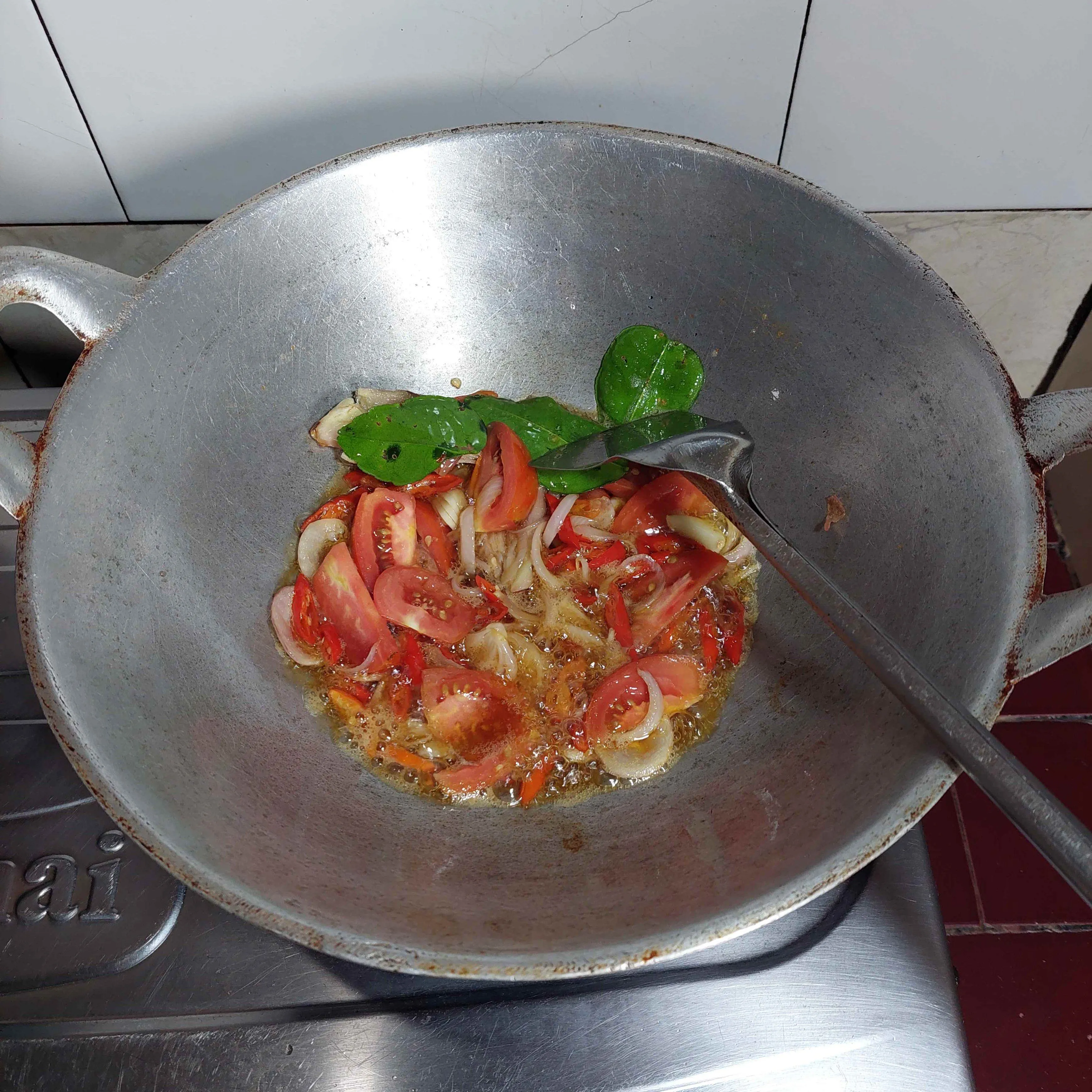 Step 3 Oseng Terong Iwak Pindang