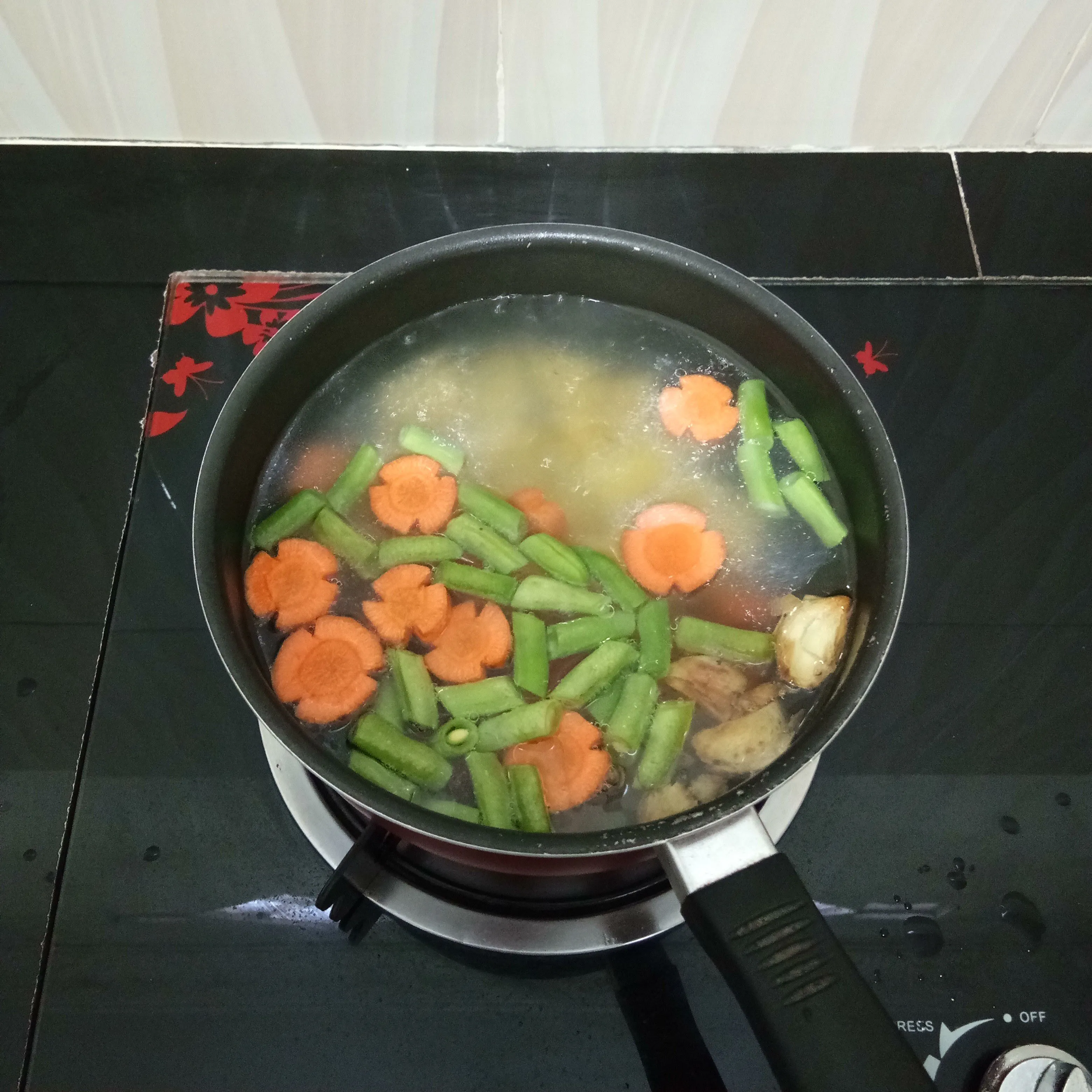 Step 4 Sop Sosis Telur Puyuh