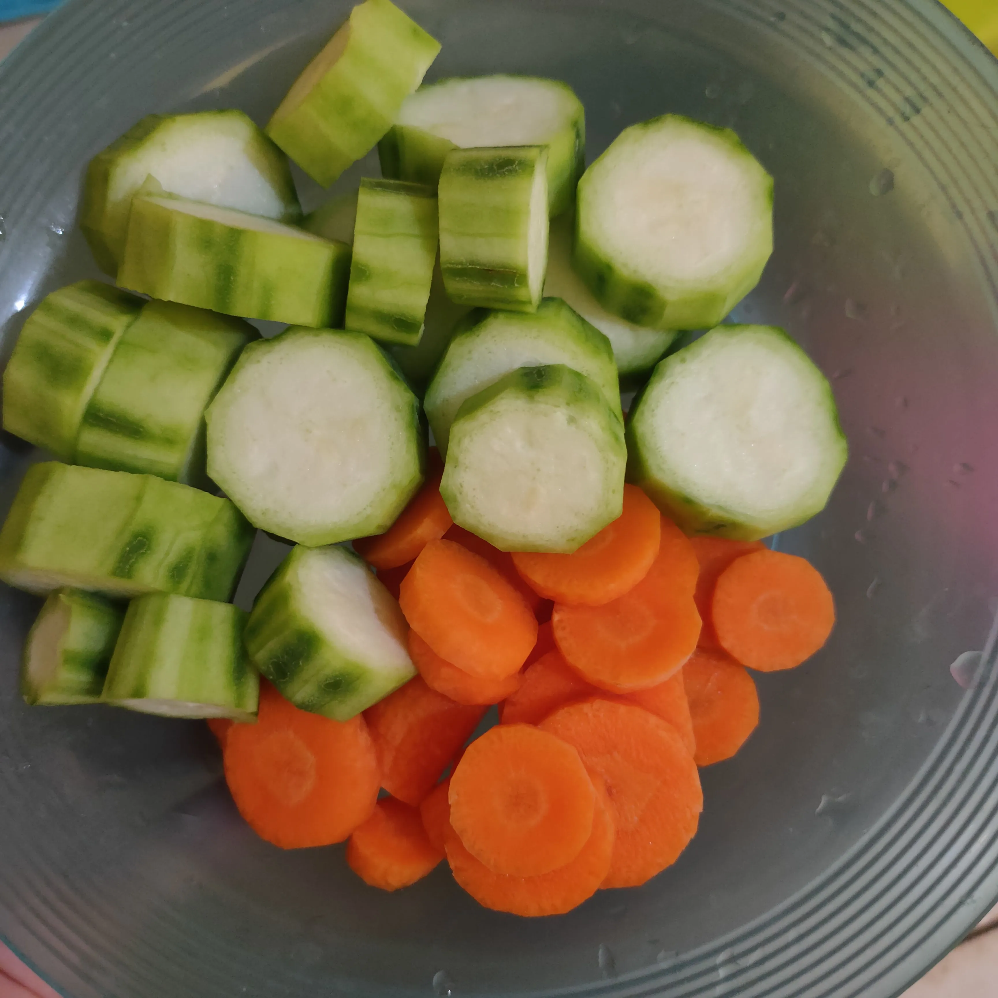 Step 2 Sayur Bayam Oyong Wortel Bening