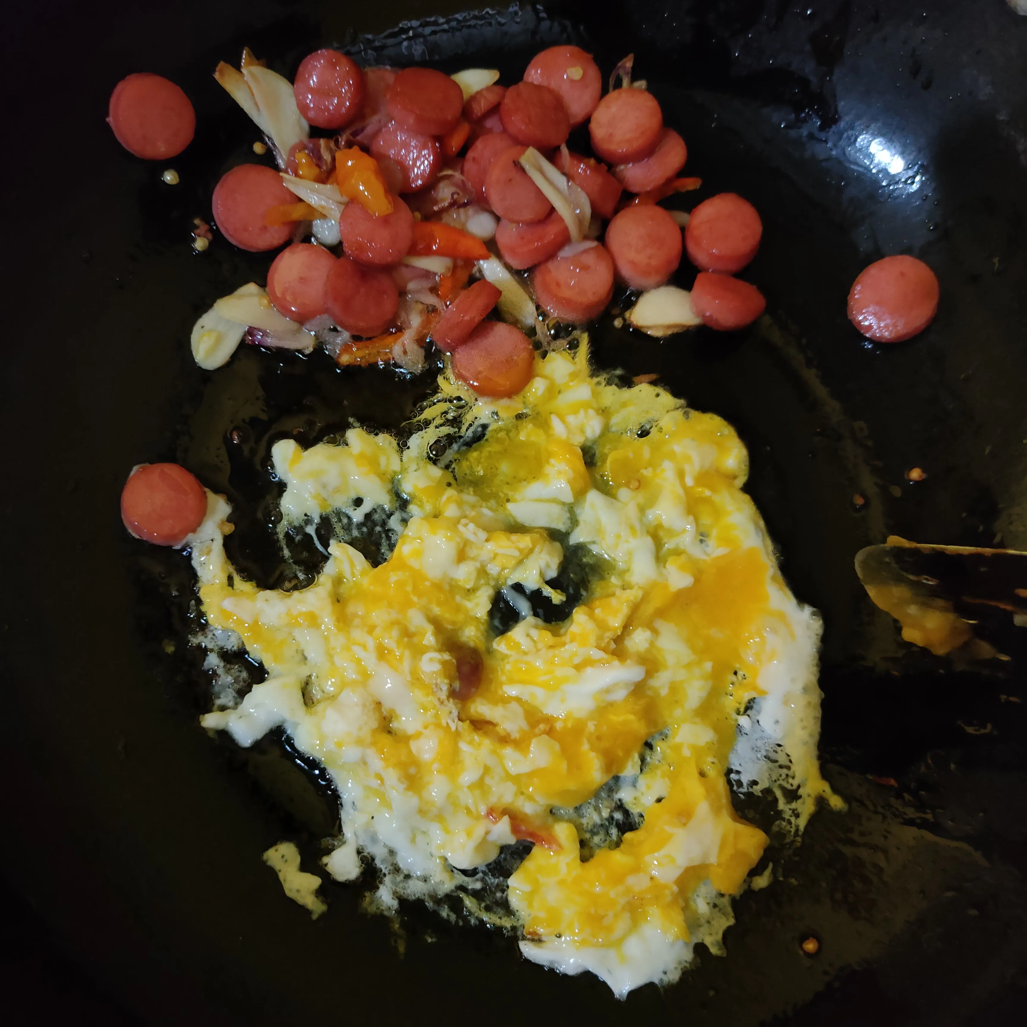Step 2 Tumis Telur Sosis Taoge