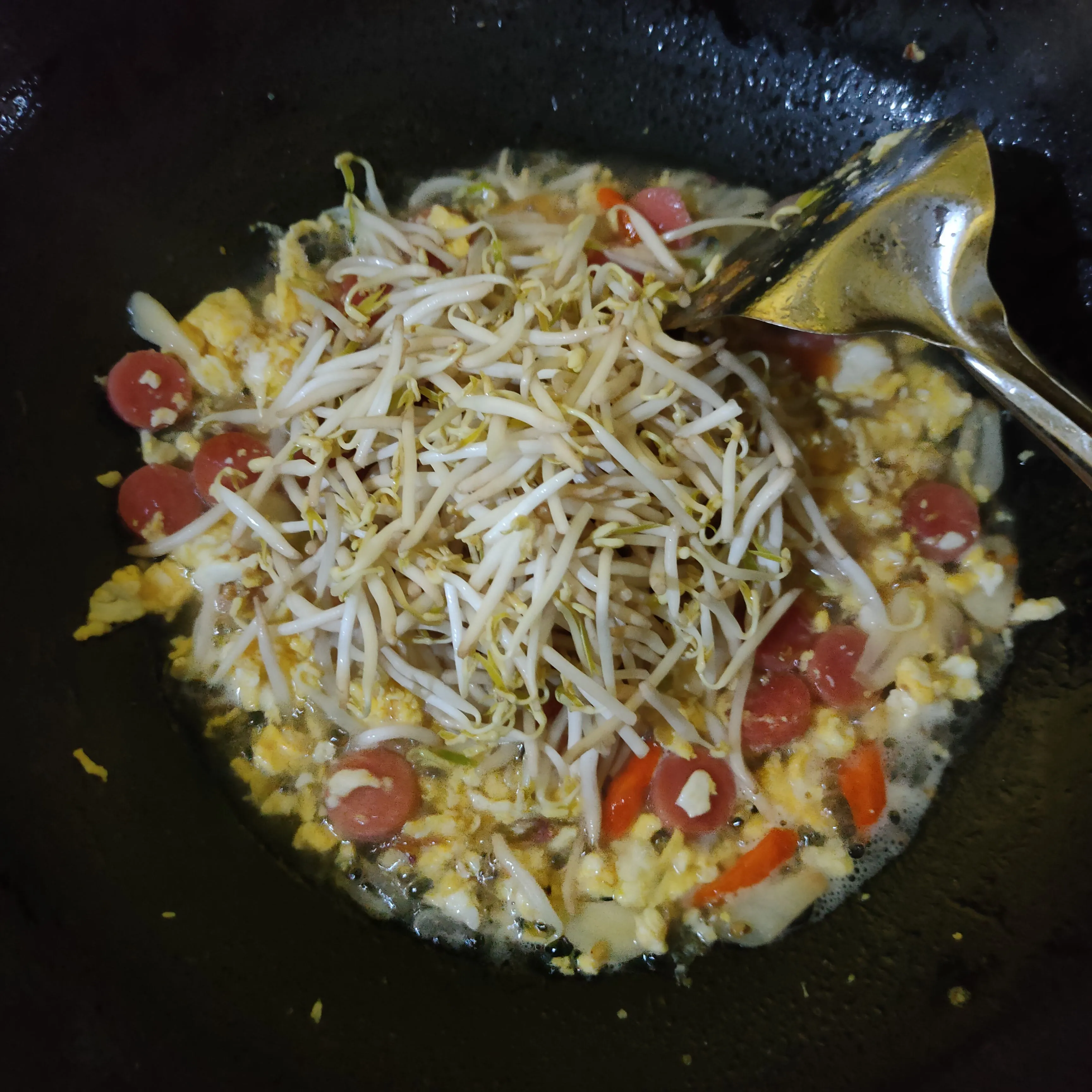 Step 4 Tumis Telur Sosis Taoge