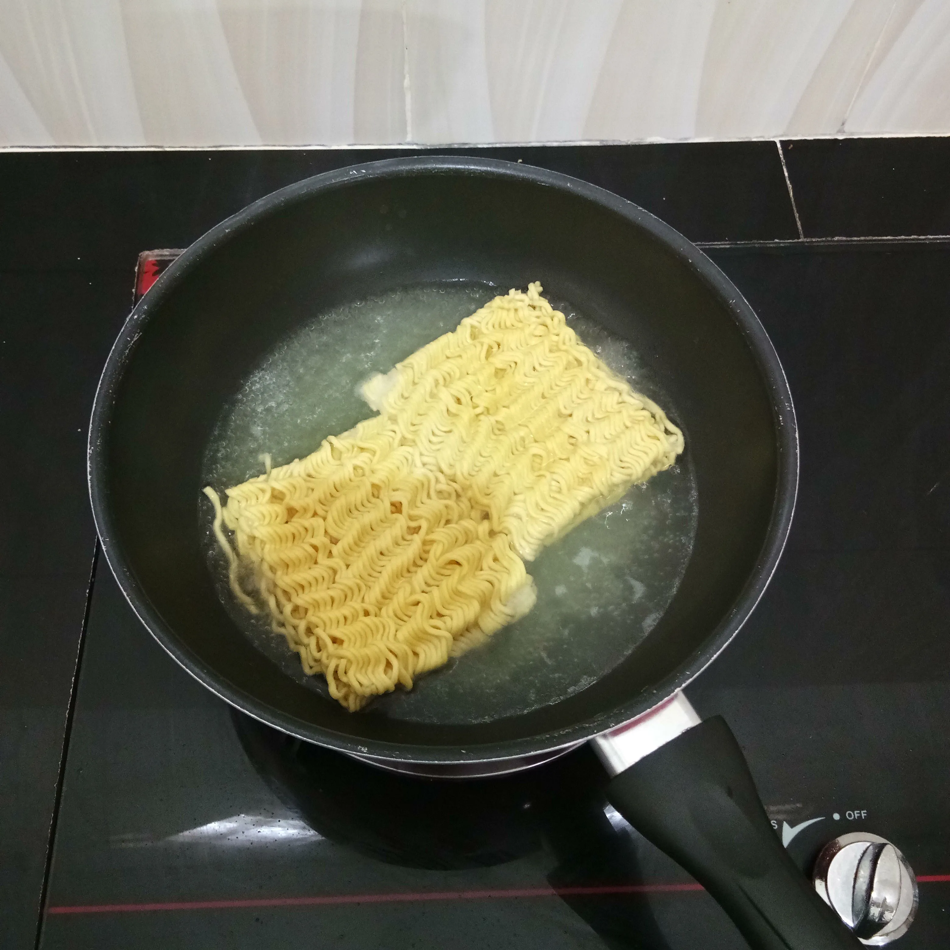 Step 1 Mie Goreng Udang
