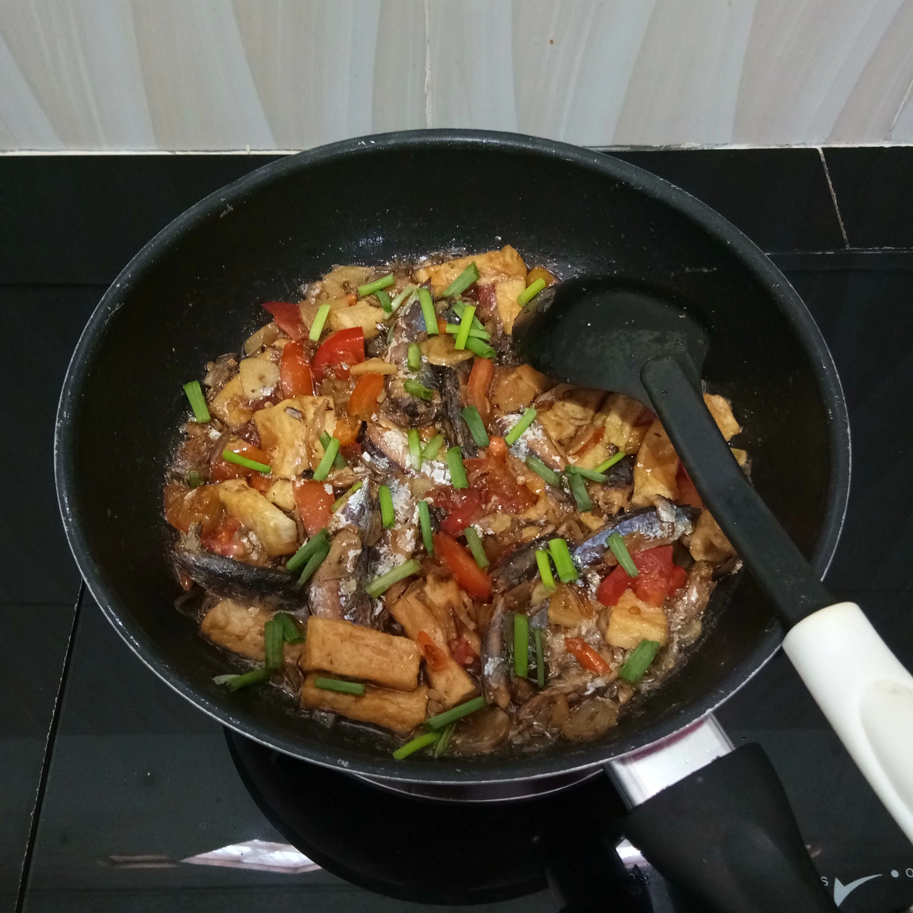 Step 7 Nyemek Kecap Tahu Pindang