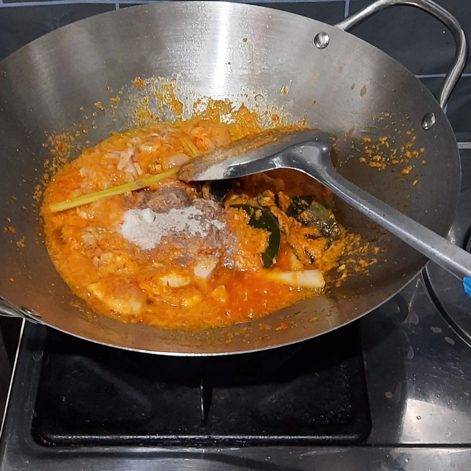 Step 4 SAMBAL GORENG AYAM KENTANG