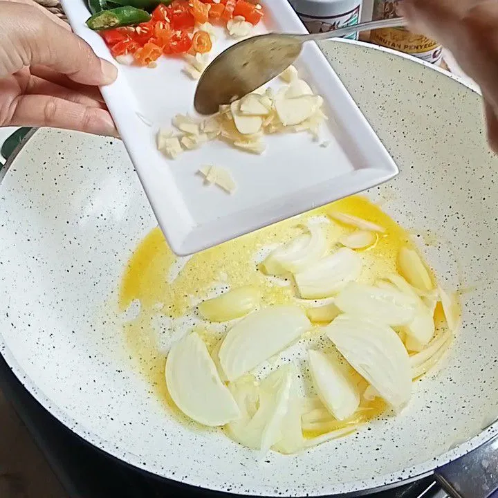 Step 3 Ayam Kecap Cabe Hijau