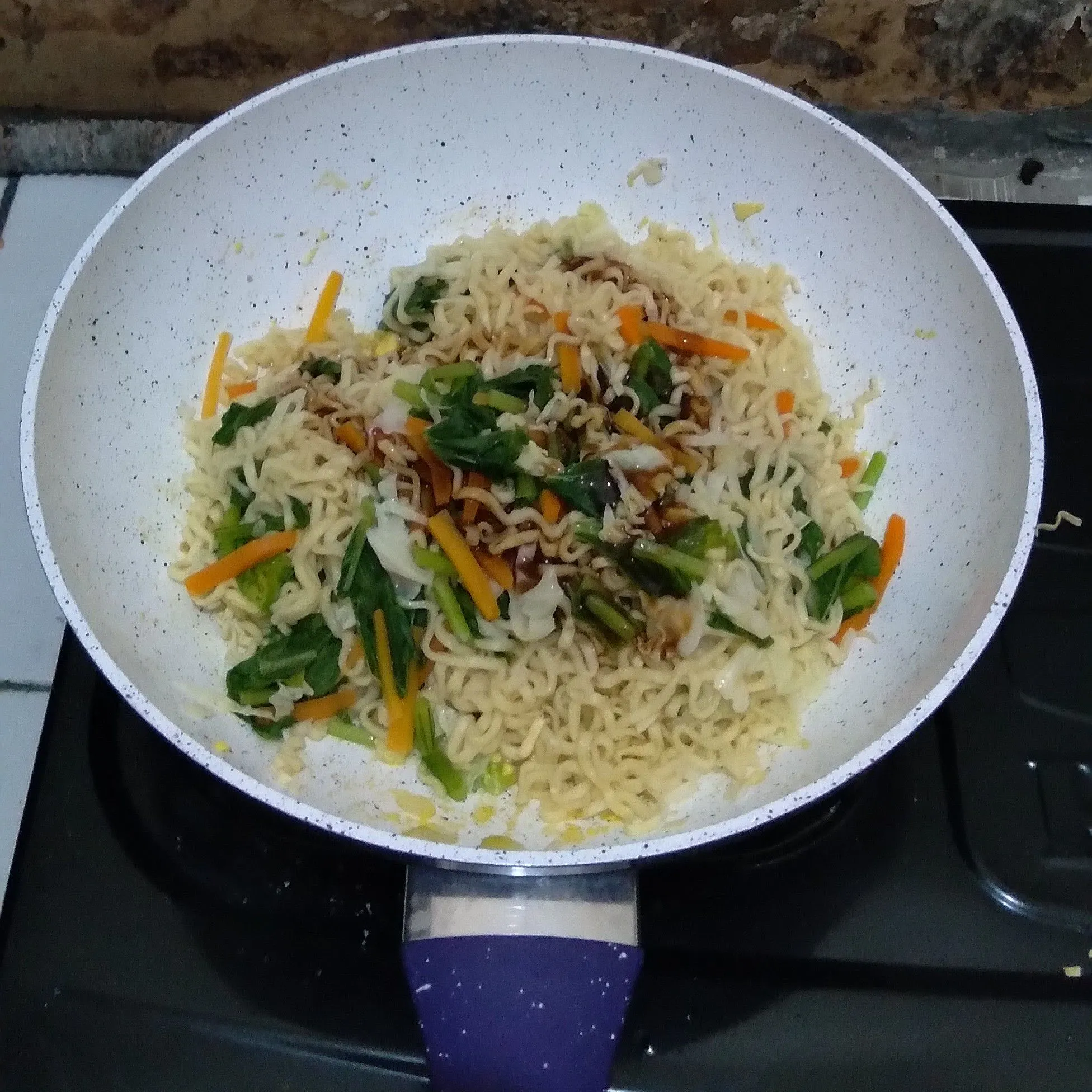 Step 6 Yakisoba (Mie Goreng Ala Jepang)