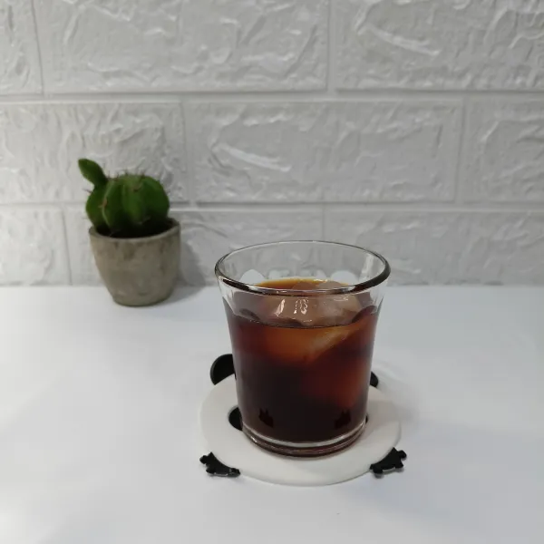 Tuang cold brew.