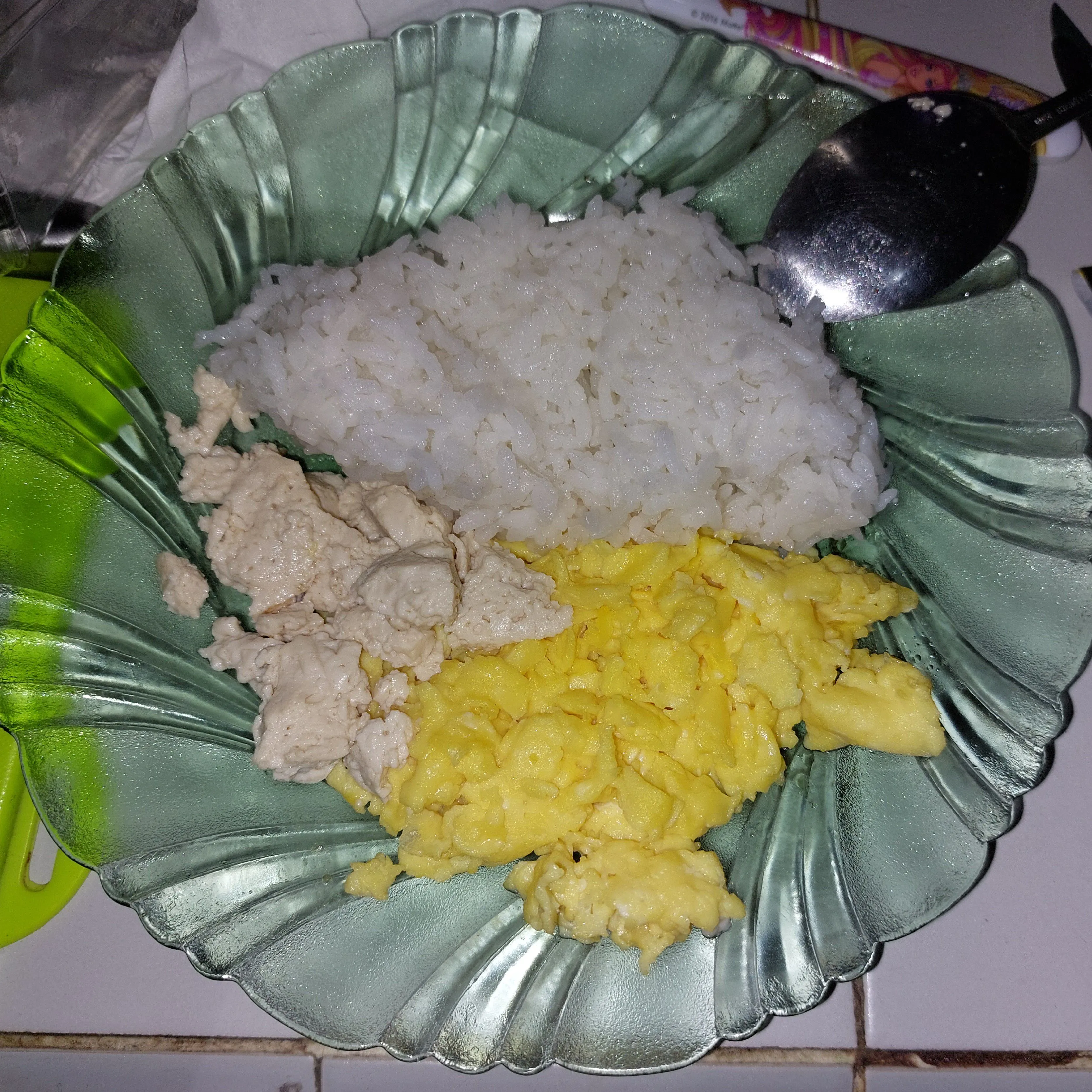 Step 5 Nasi Telur Tahu Charaben Ayam Bento