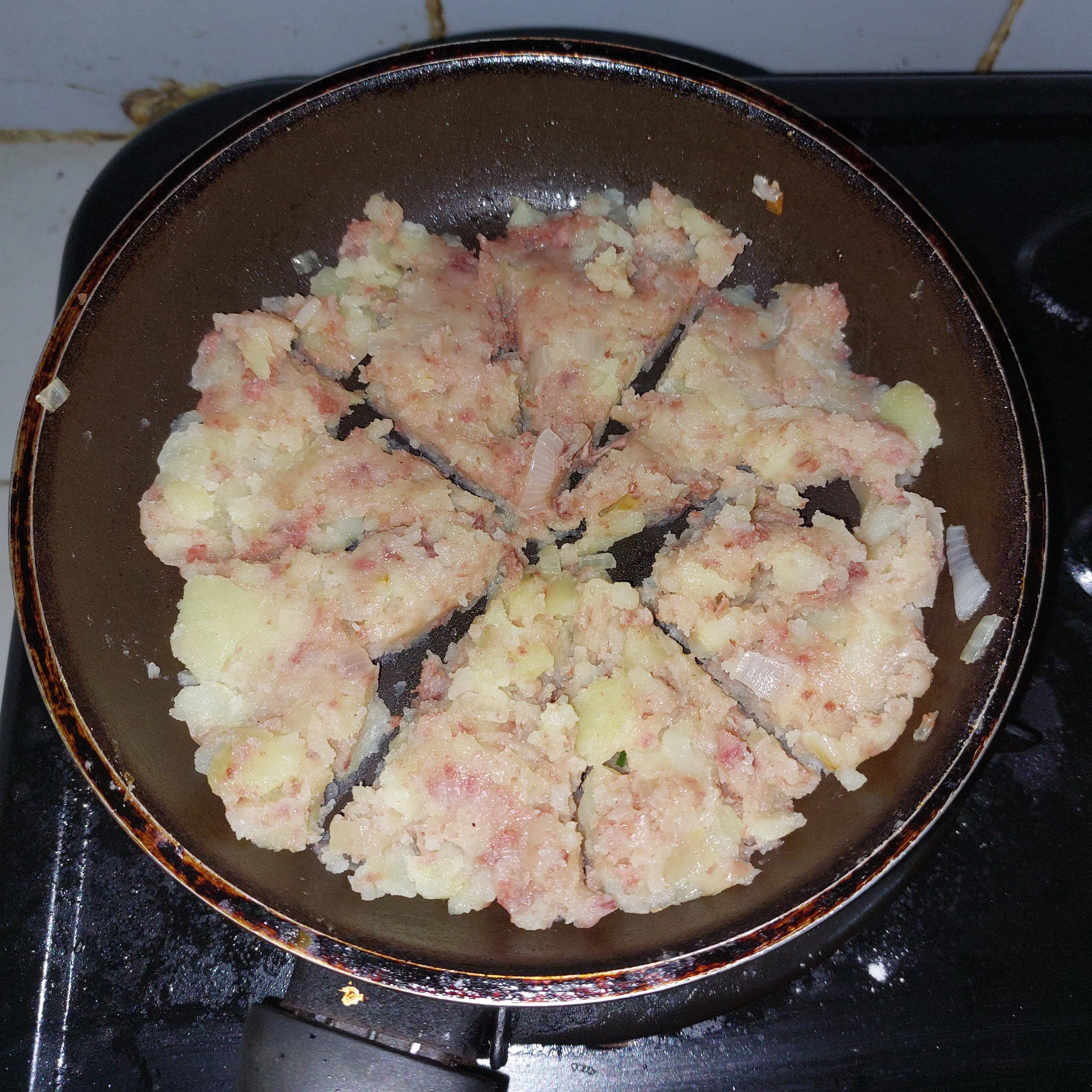 Step 2 Nasi Kuning Minions Charaben Bento