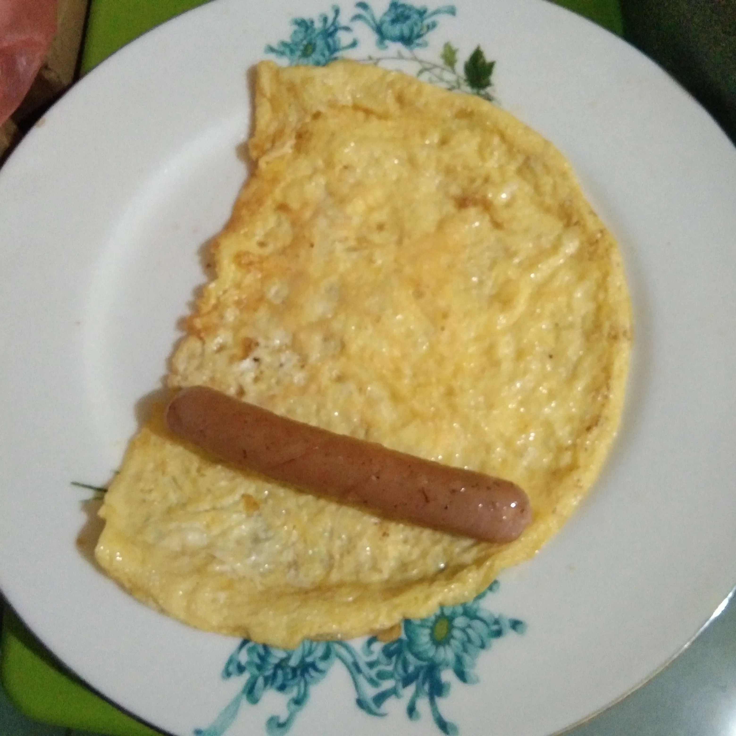 Step 4 Bekal Sosis Gulung Telur