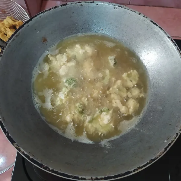 Goreng hingga matang.