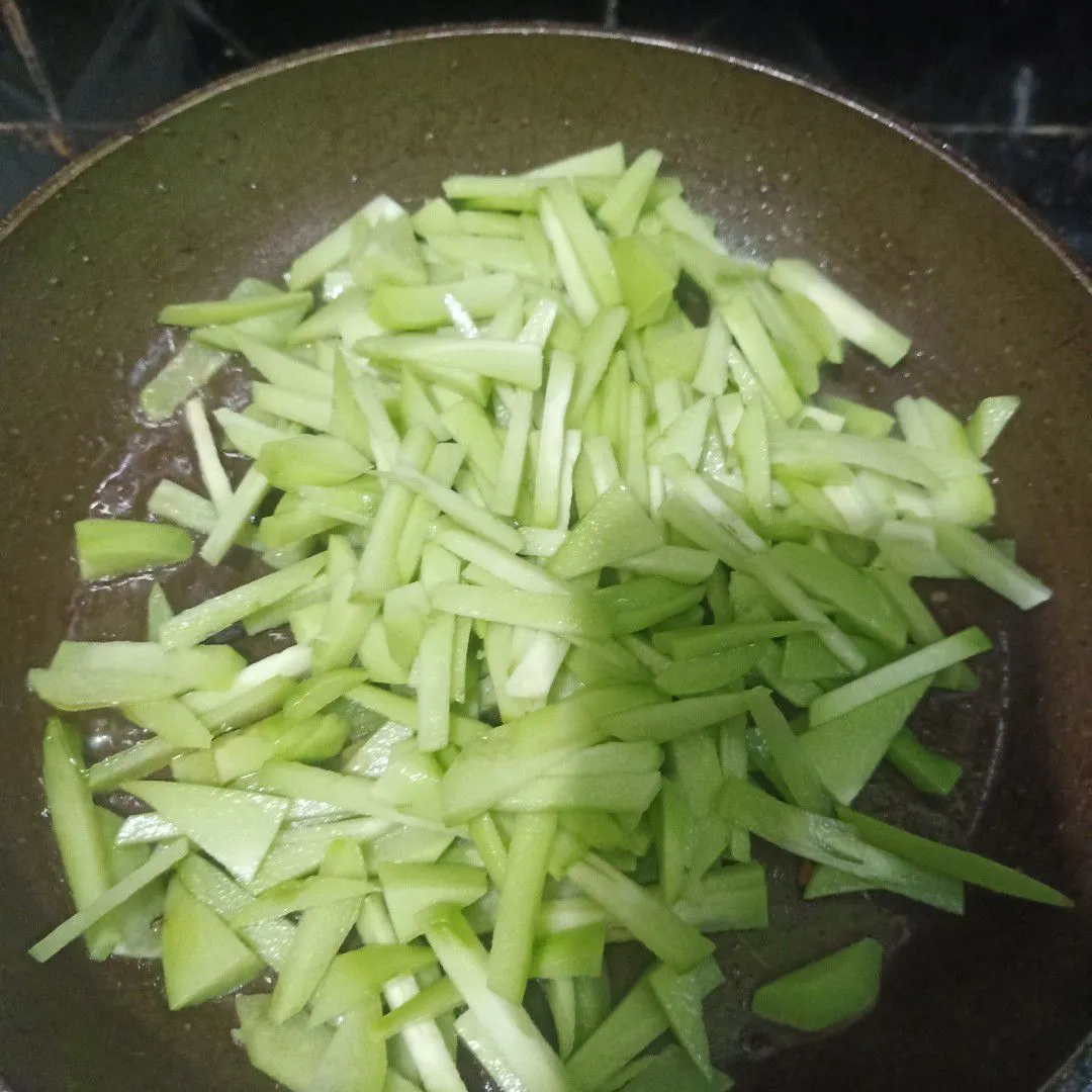 Step 5 Oseng Tahu Mini Waluh Saus Tiram
