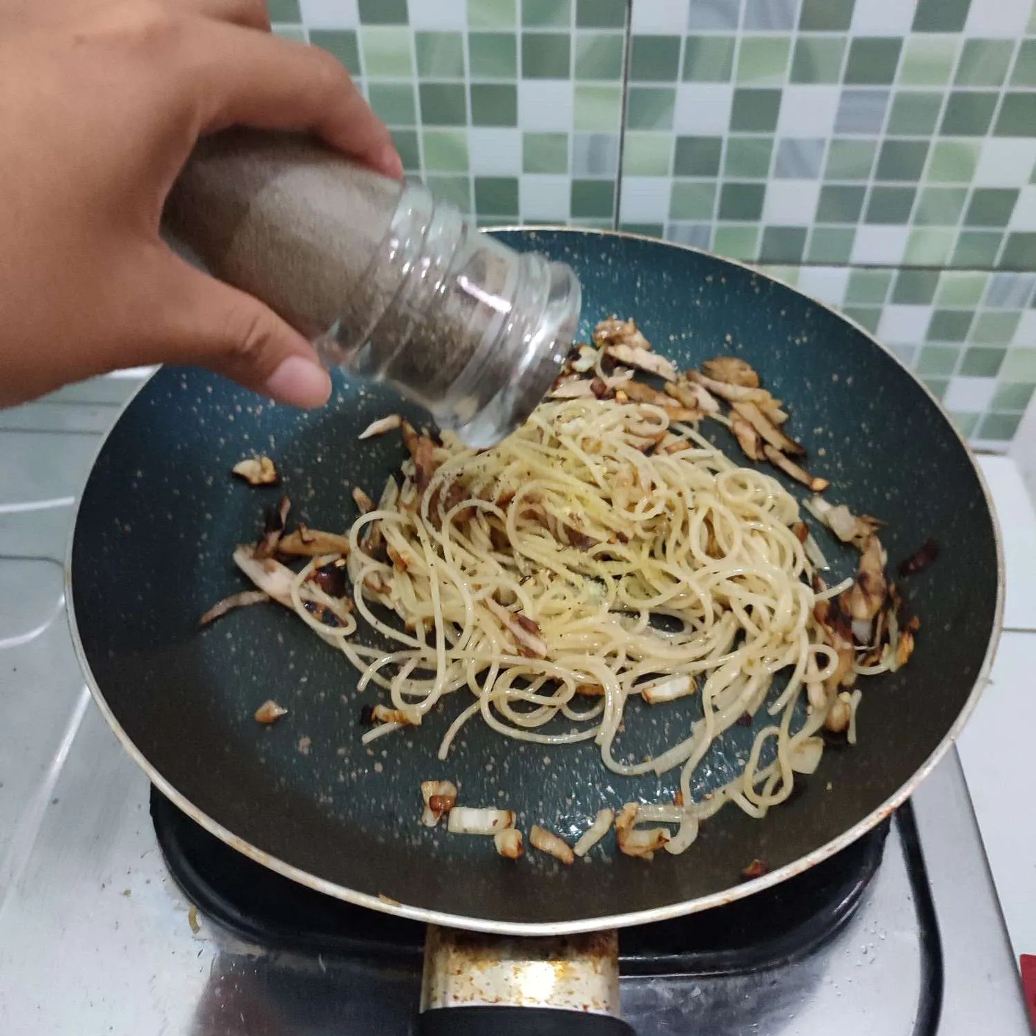 Step 5 Lunch Box Aglio e Olio Tuna