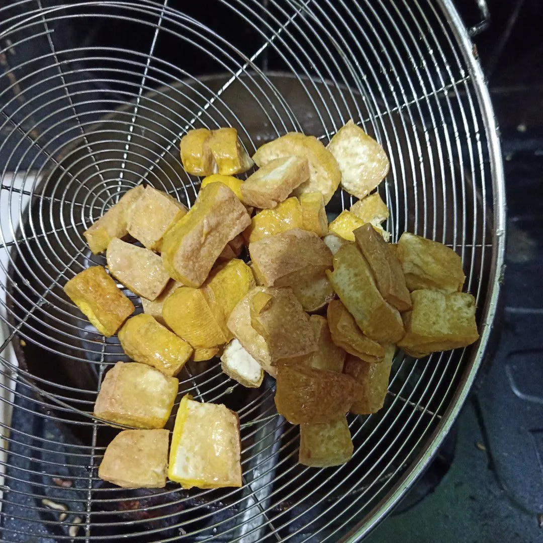 Step 2 Oseng Tahu Mini Waluh Saus Tiram