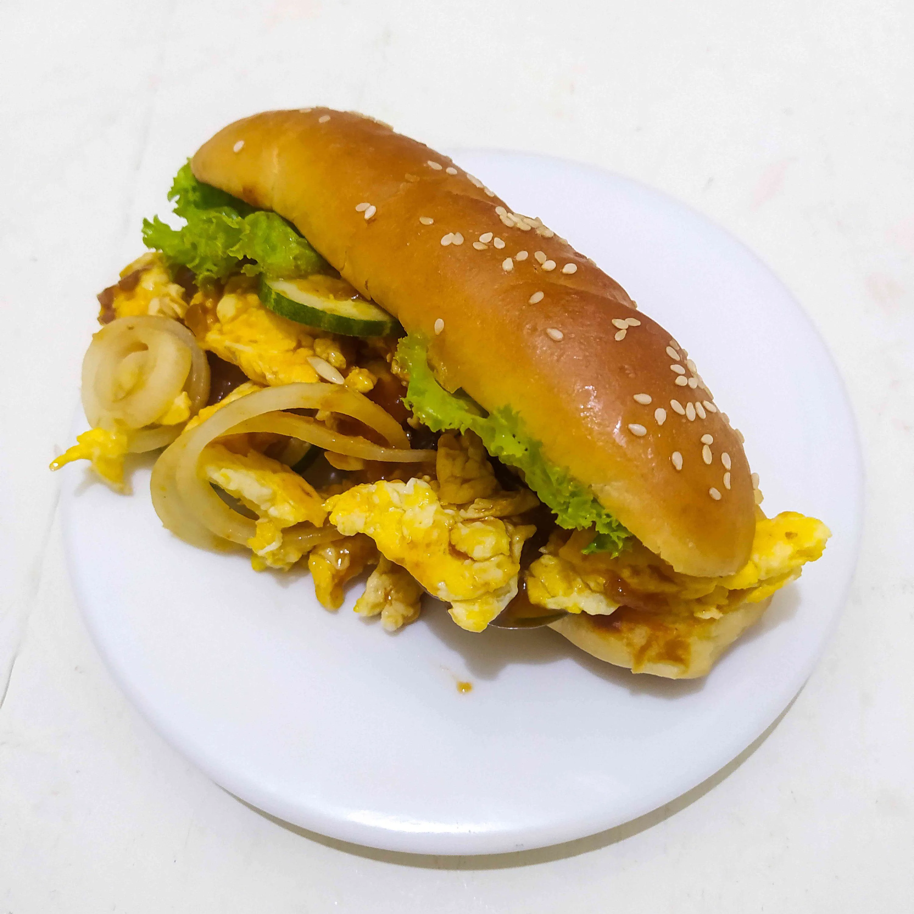 scramble egg sandwich