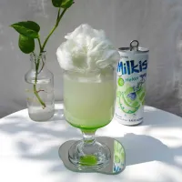 Milkis Melon With Cotton Candy