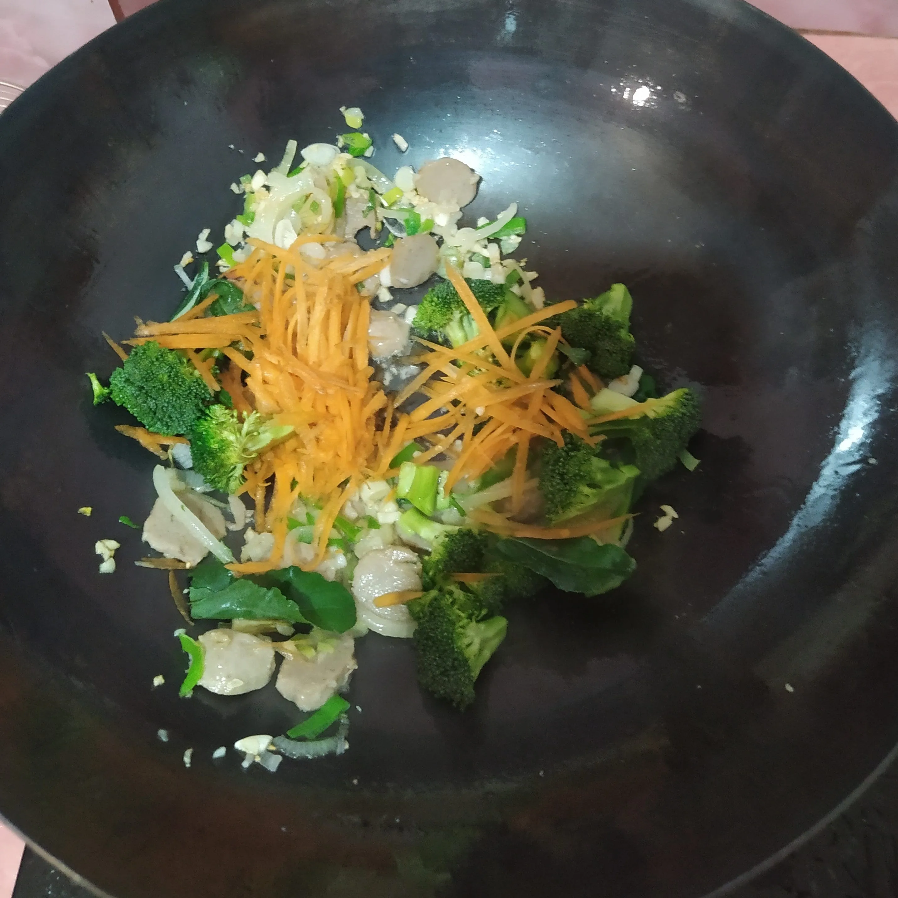 Step 4 Mie Tumis Brokoli