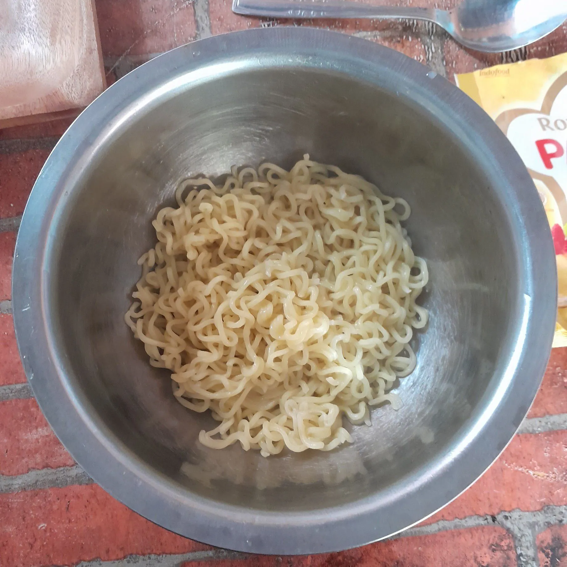 Step 1 Lumpia Indomie