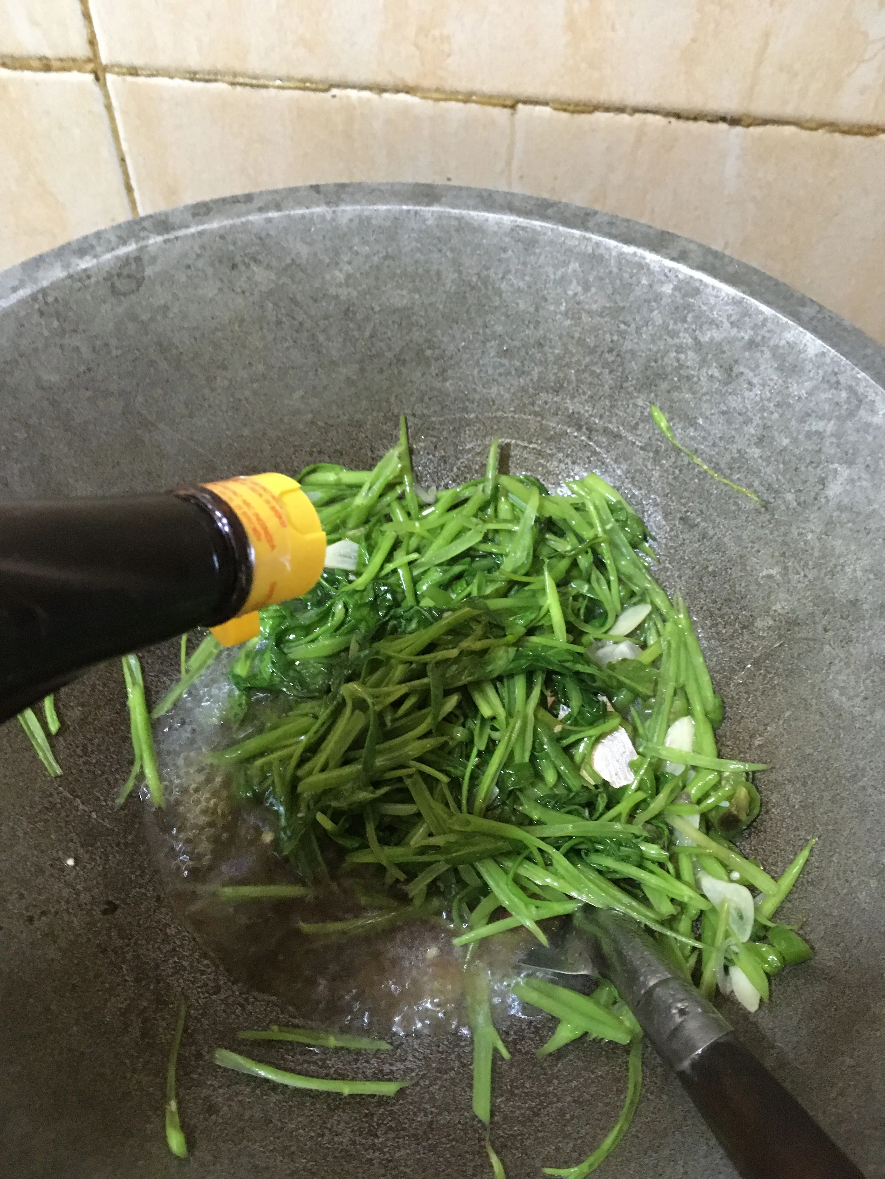 Step 4 Tumis Kangkung Kecap