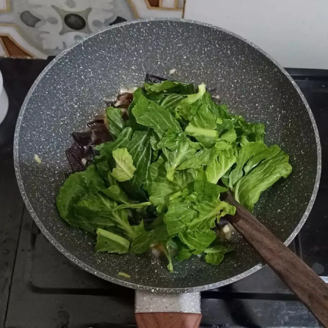 Step 5 Cuciwis Jamur Kuping Saus Tiram