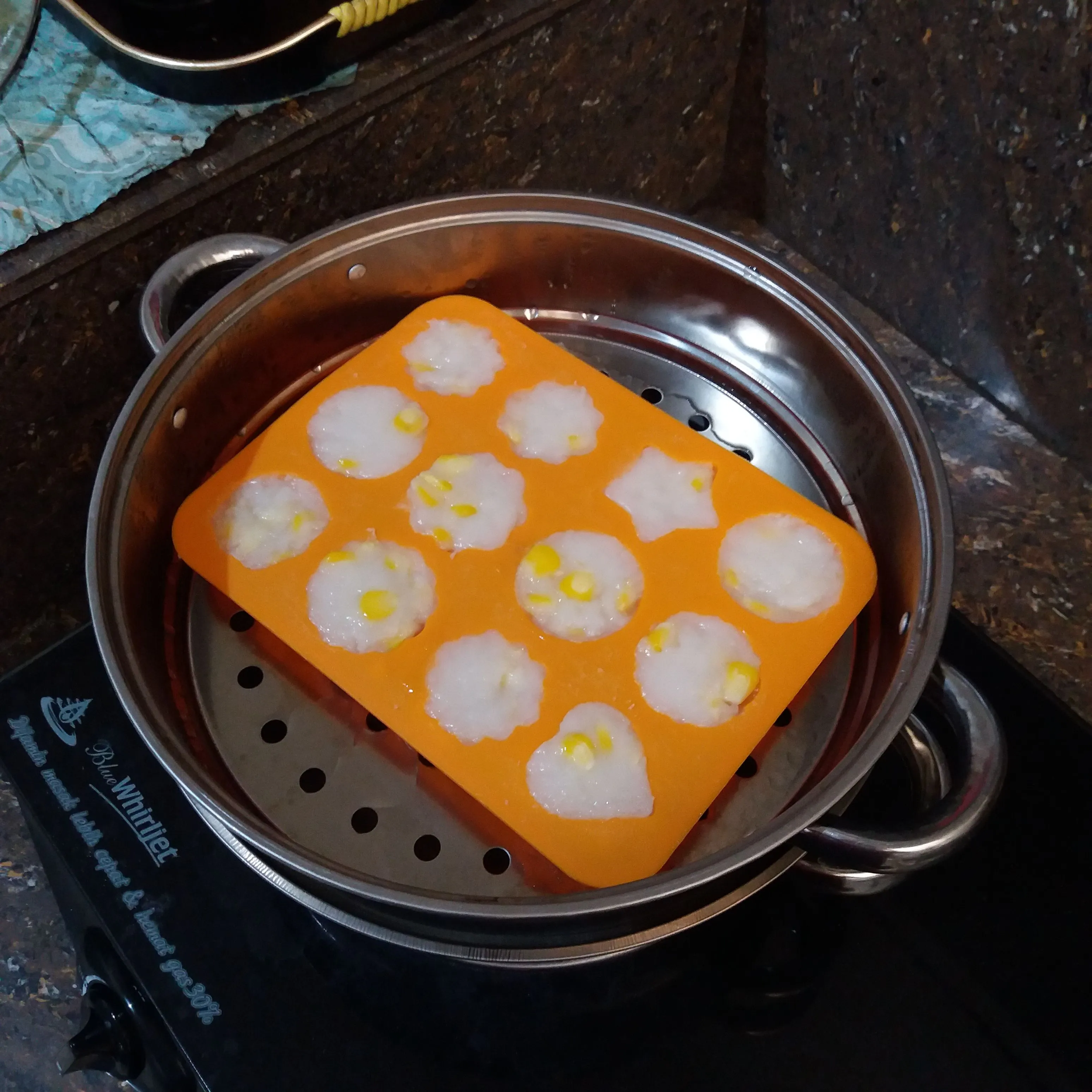 Step 5 Nagasari Jagung Legit