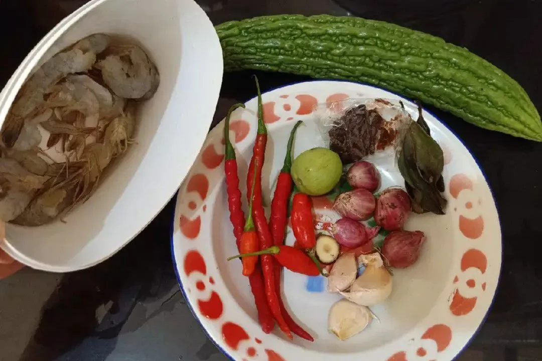Step 1 Tumis Pare Udang