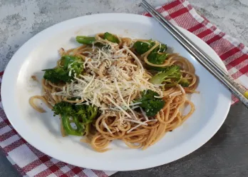 Spaghetti Goreng Lada Hitam